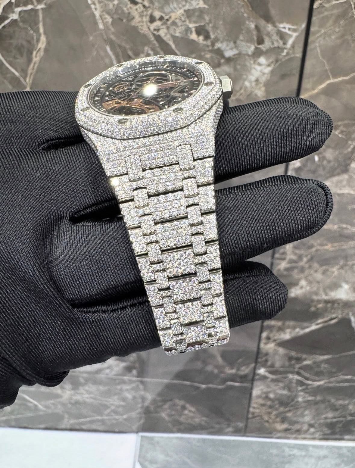 Lab-Diamond "Skeleton"