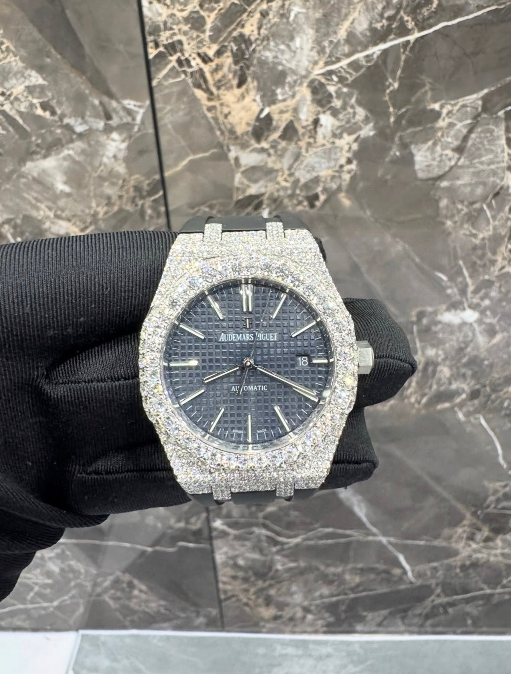 Lab-Diamond "Rubberband"